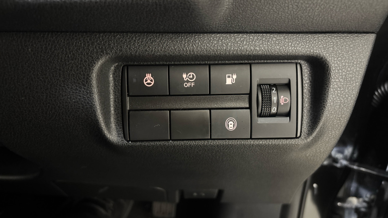 Nissan LEAF 110kW N-Connecta 39kWh 5dr Auto Electric Hatchback